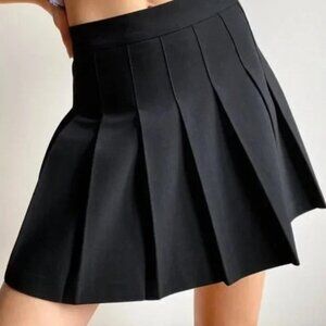 Aritzia Sunday Best Olive Micro Skirt Pleated High Rise Black Size 4